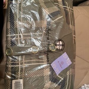 Hot in Hollywood Cream and Red Plaid